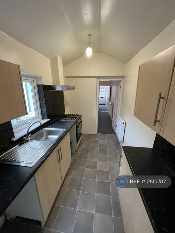 Main image of property: Knotts Lane, Colne, BB8