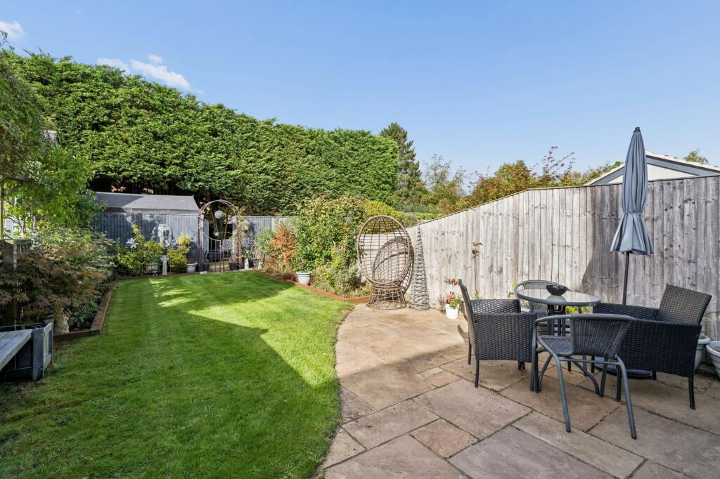 Downley Road, Naphill, HP14 photo 4