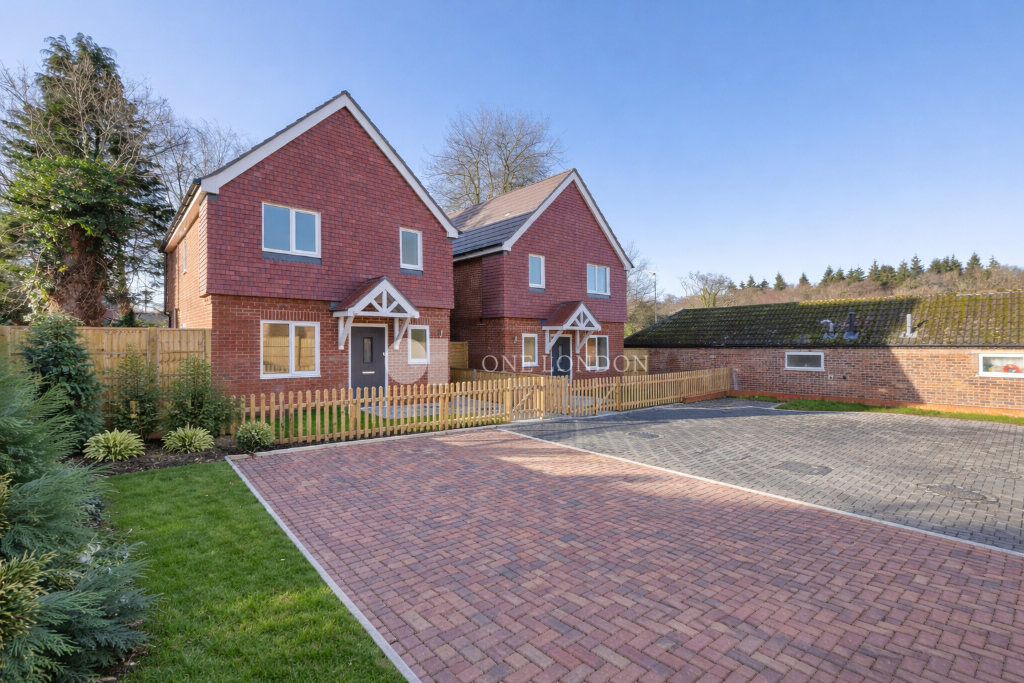 Main image of property: Blacksmiths Lodge, Lindford, Hampshire, GU35