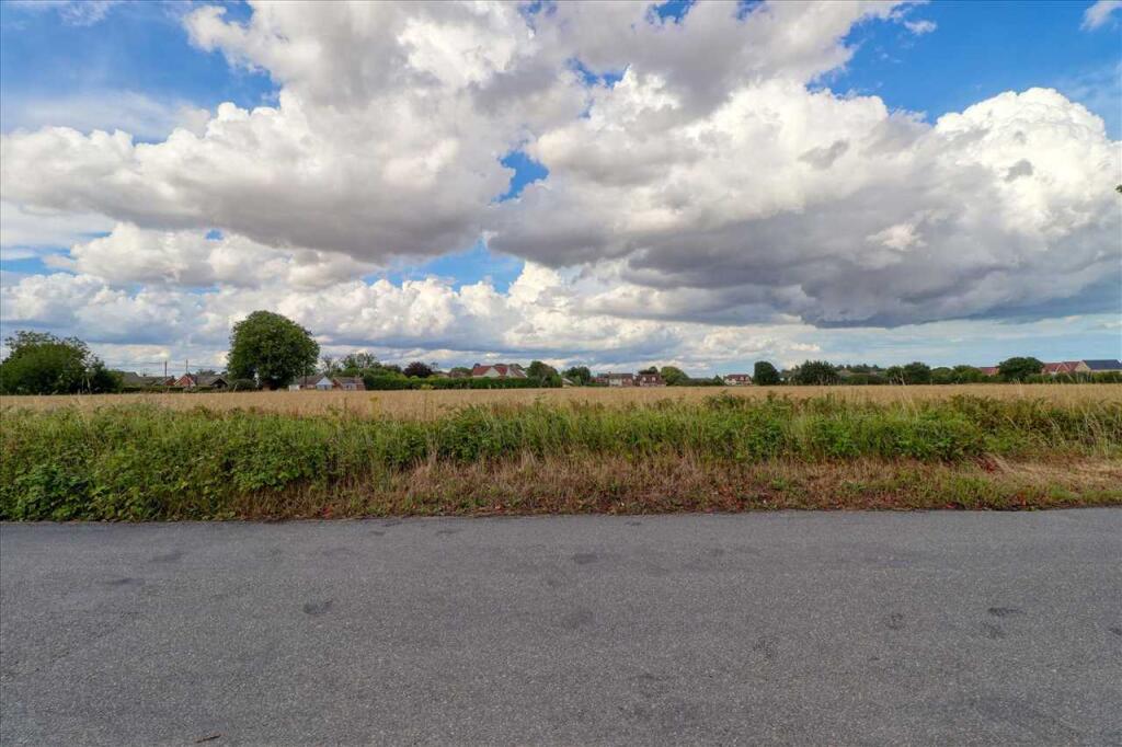 Mill Lane, Weeley Heath photo 2