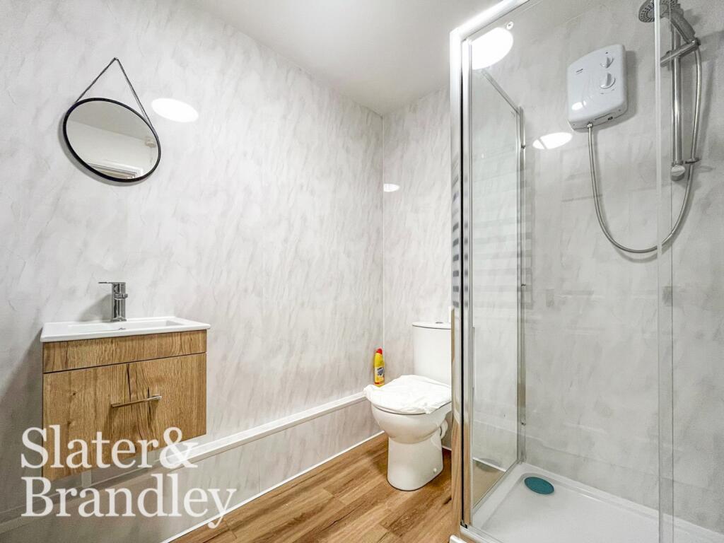 Apartment in Nottingham - View 4