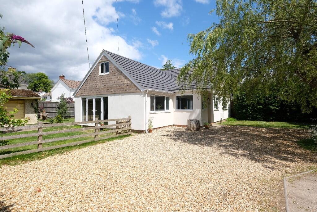 Main image of property: Forest Front, Hythe, Southampton,SO45 3RJ