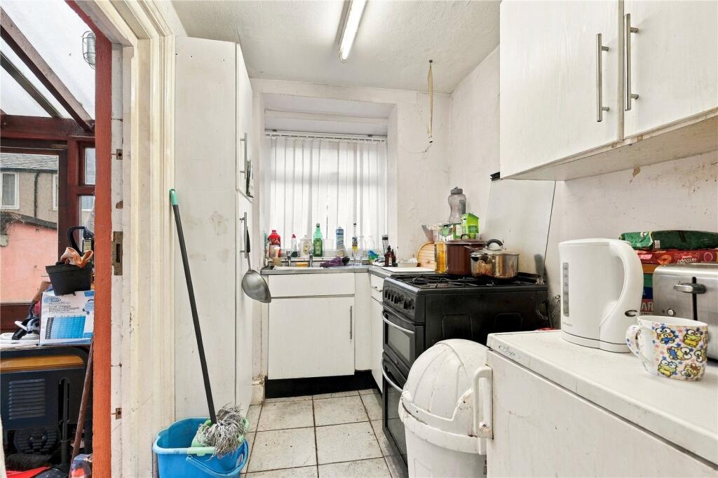 House in Burnley, Lancashire - View 4