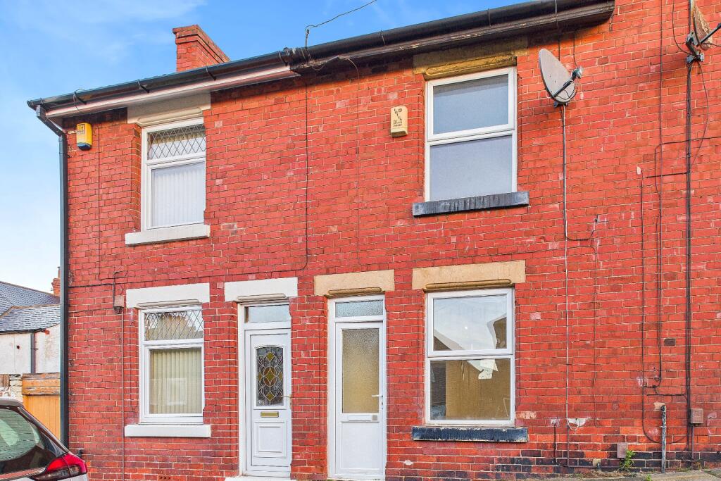 Main image of property: Roseberry Hill, Mansfield, NG18 2JH