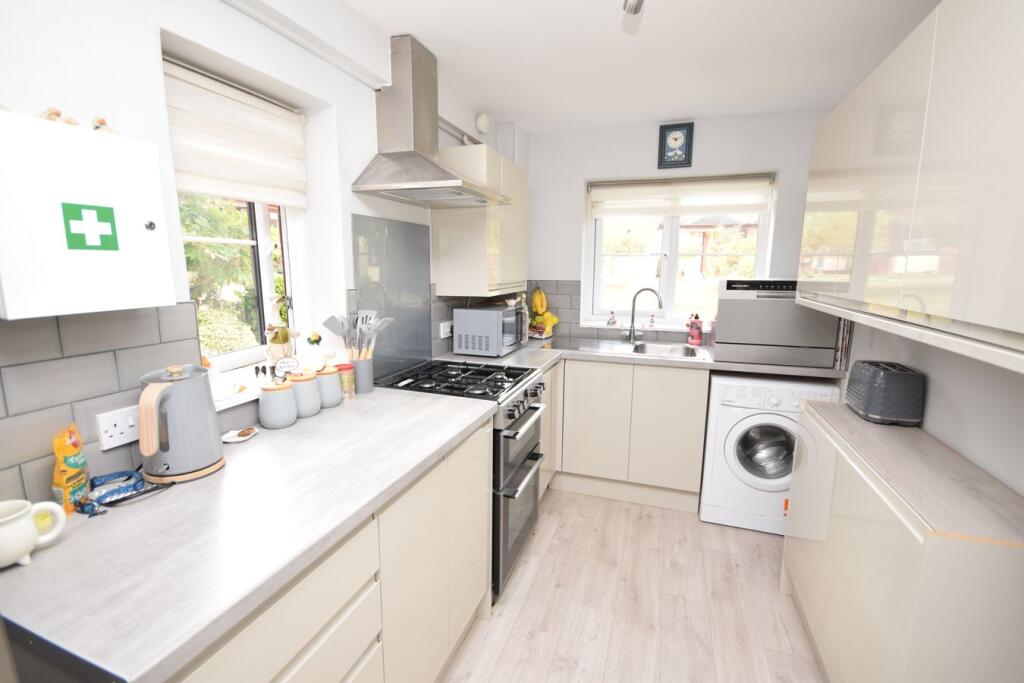 Apartment in Guildford - View 2