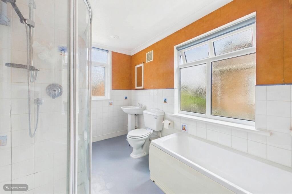 House in Fenland, Chatteris - More
