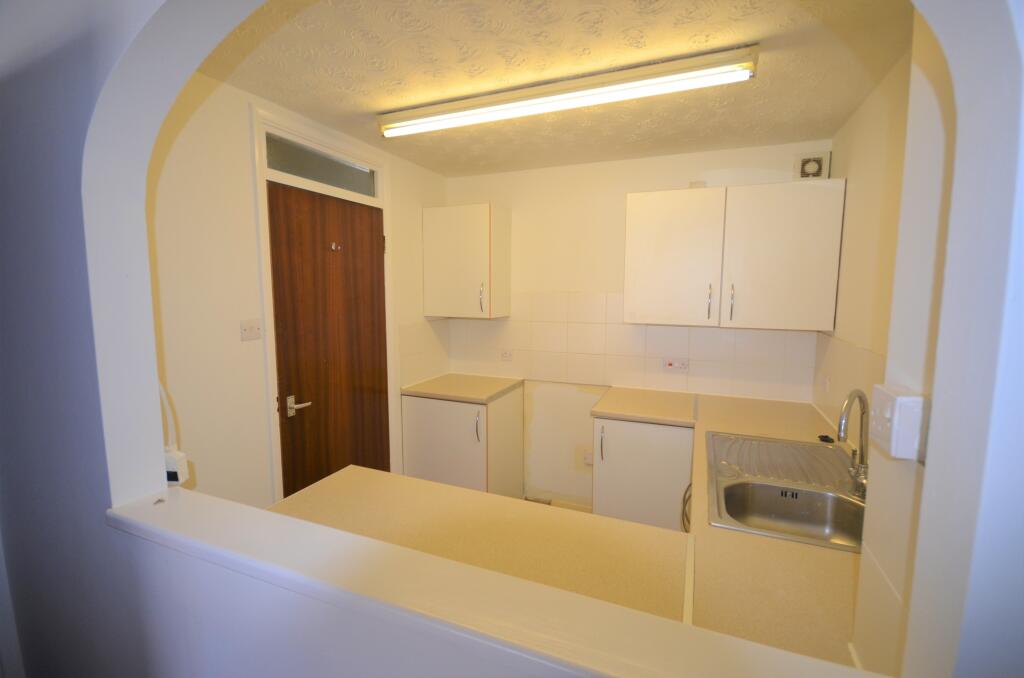 Apartment in Taunton - View 5