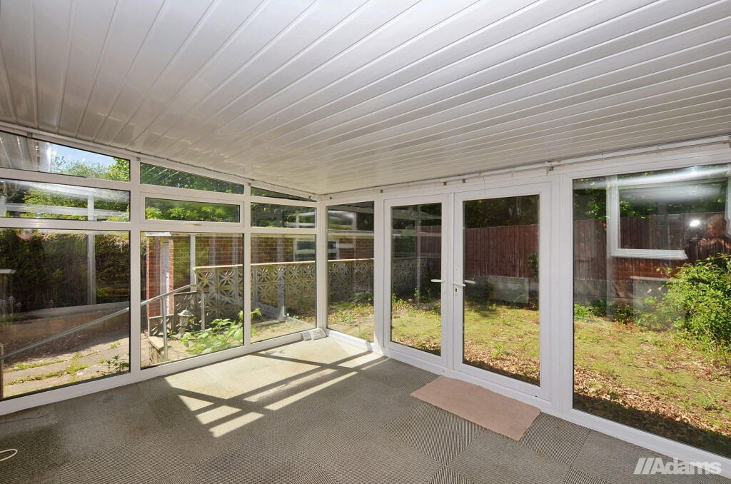 Stockham Close, Runcorn photo 4