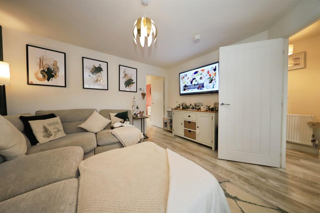 Black Pear Drive, Stourport-On-Severn photo 4