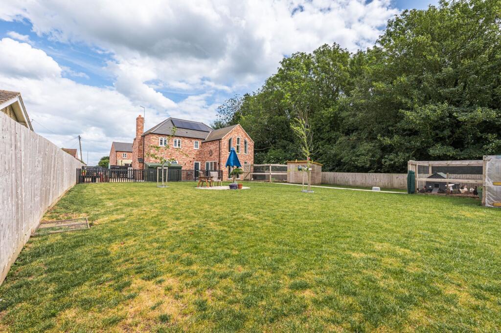 Detached Four Bedroom Home with Countryside Views in St. Johns Fen End photo 4