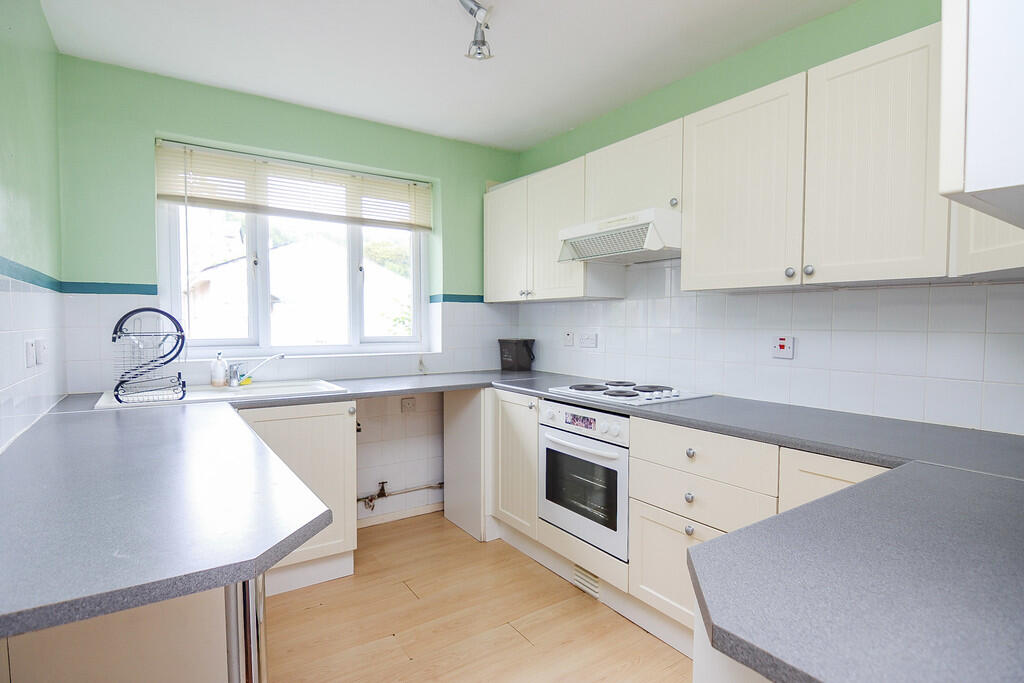Apartment in Weston-super-Mare, Whitecross Village - View 4