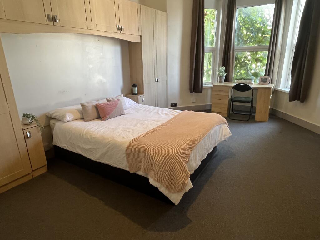 House in Plymouth - View 5