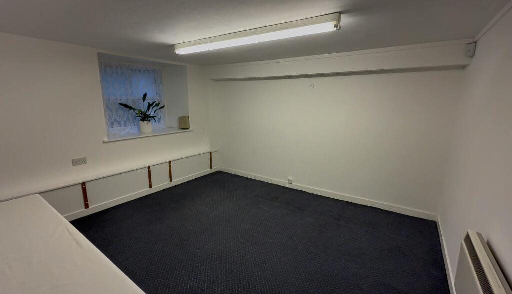 3 Private Office 1.jpeg