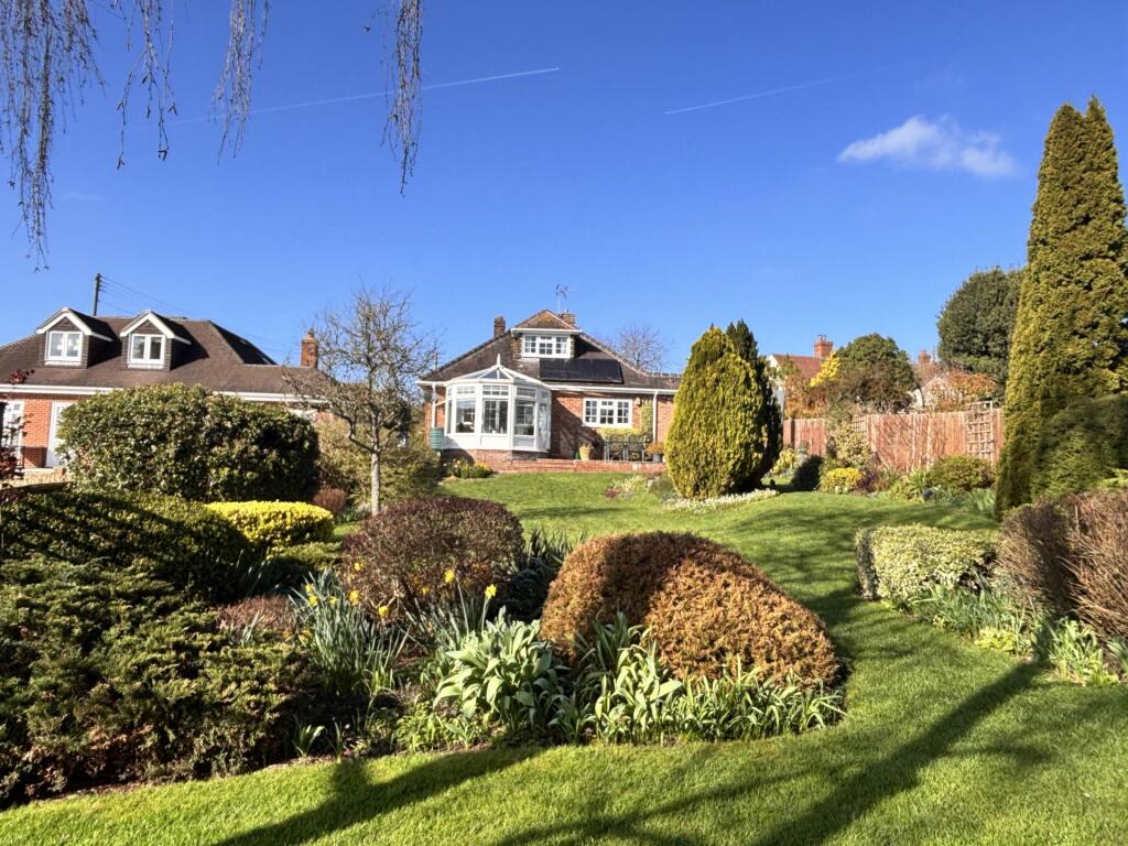 Whittonditch Road, Ramsbury, SN8 2PX photo 2