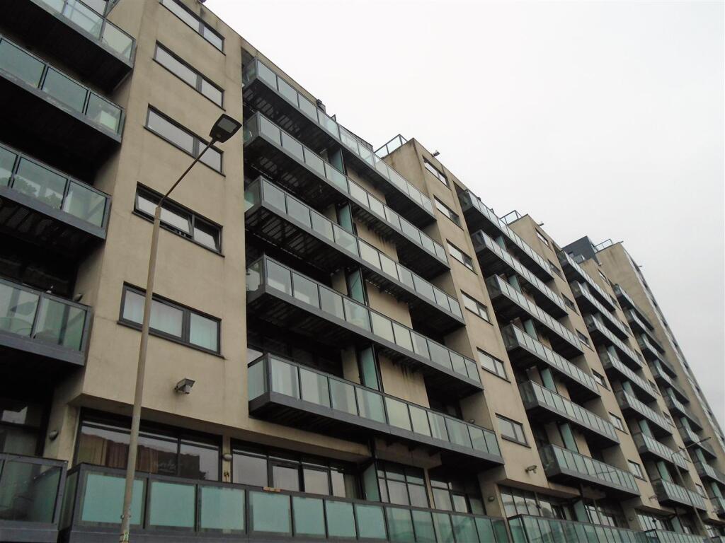 Main image of property: Finnieston Street, Glasgow