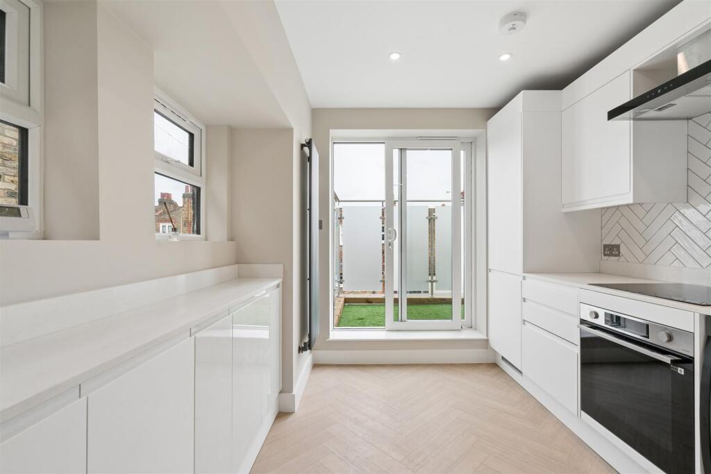 Apartment in London, Tooting Graveney, Summerstown - View 5