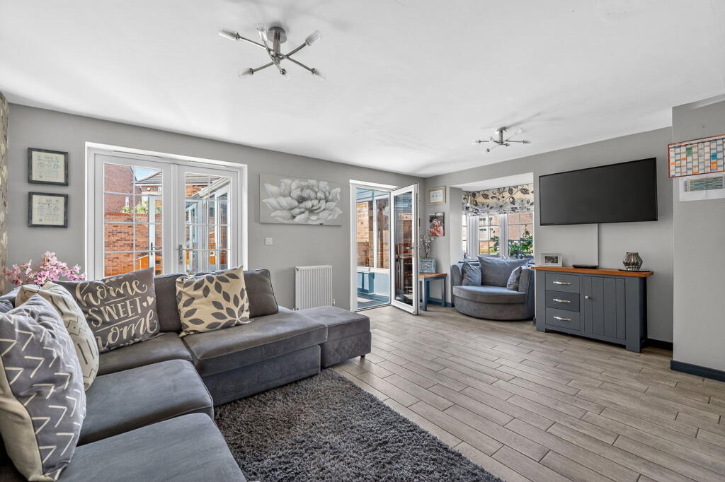 Kiln Drive, Stewartby - View 3