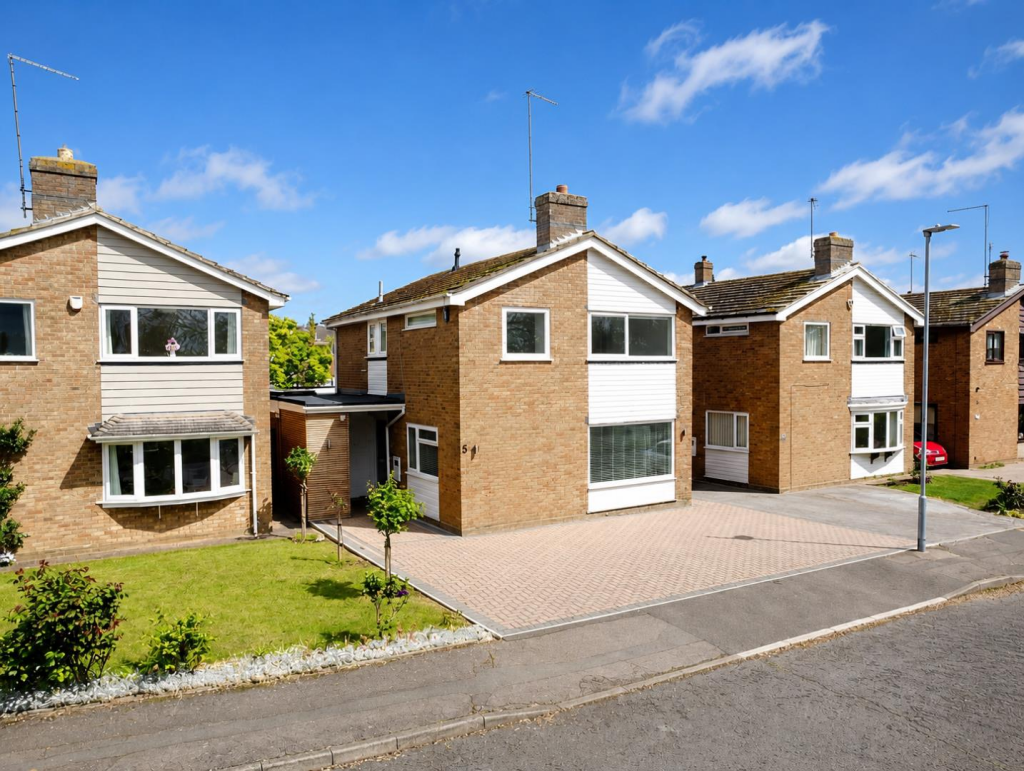 Main image of property: The Pastures, Kingsthorpe, Northampton NN2