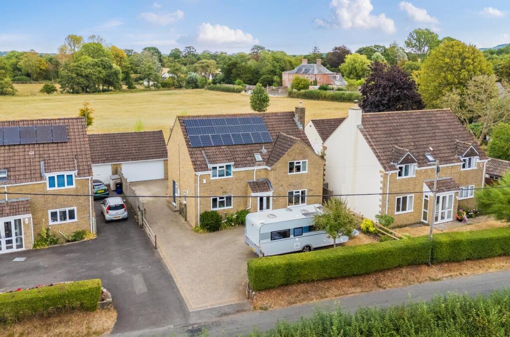 Main image of property: Chetnole, Sherborne