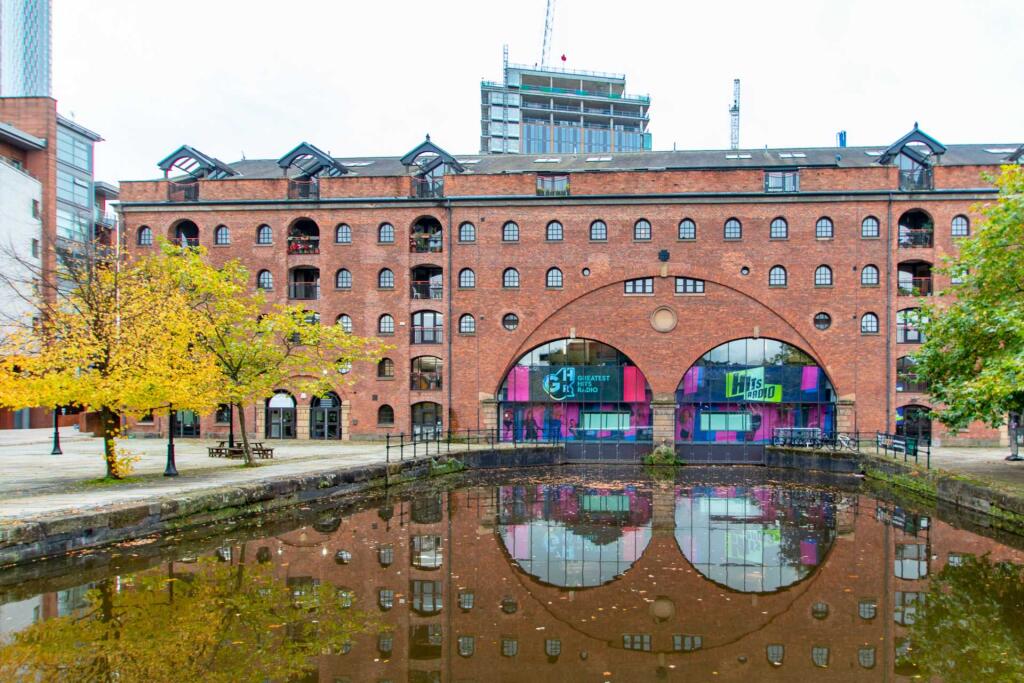Main image of property: Castle Quay, VIRTUAL TOUR AVAILABLE, Manchester