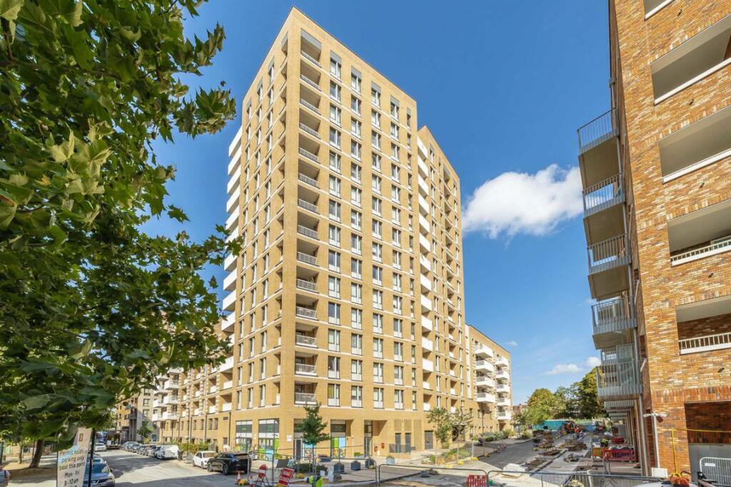 Apartment in London - More