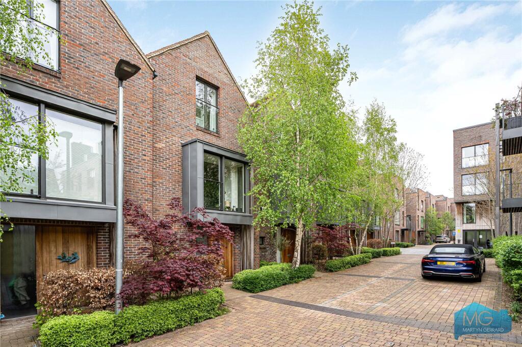Main image of property: Olmstead Close, London, N10