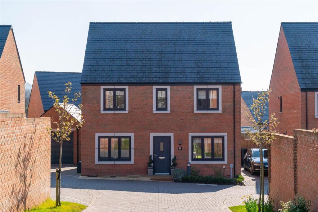 Main image of property: Weavers Road, Darley Dale, DE4 2FU