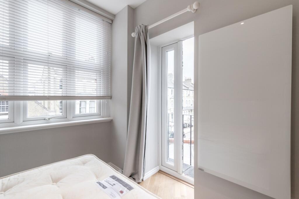 1 bedroom ground floor flat for rent