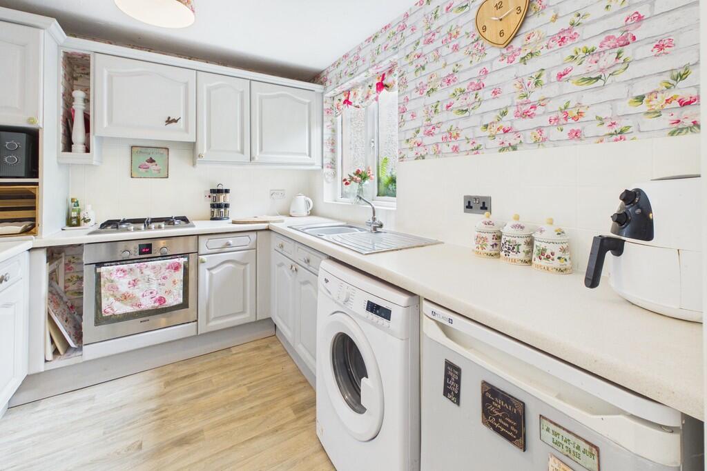Badger Cottage, Edenmount Road, Grange-over-Sands, Cumbria, LA11 6BN photo 4