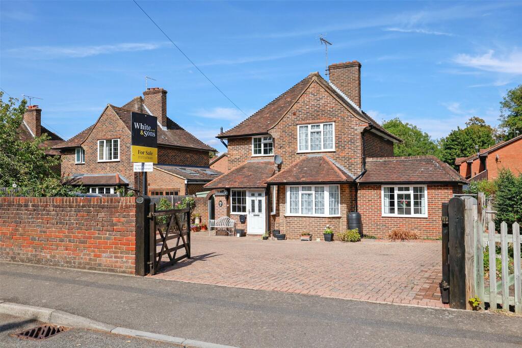 Main image of property: Elmer Cottages, Guildford Road, Fetcham, Leatherhead, KT22