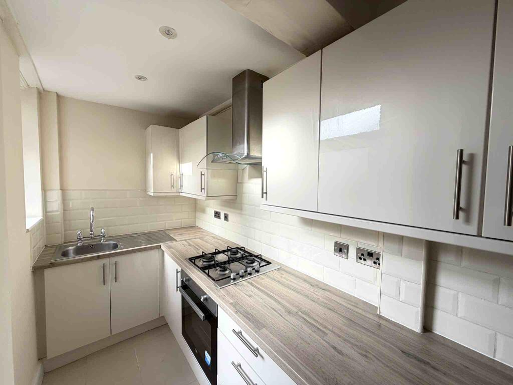 Main image of property: Cambridge Street, Mansfield, NG18 5SR