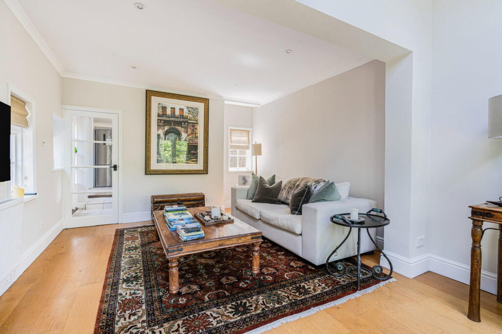 Swaynes Lane, Merrow, GU1 - View 3