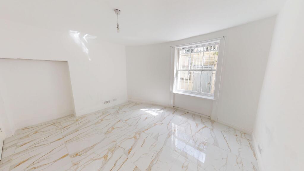 Apartment in Brighton - View 2