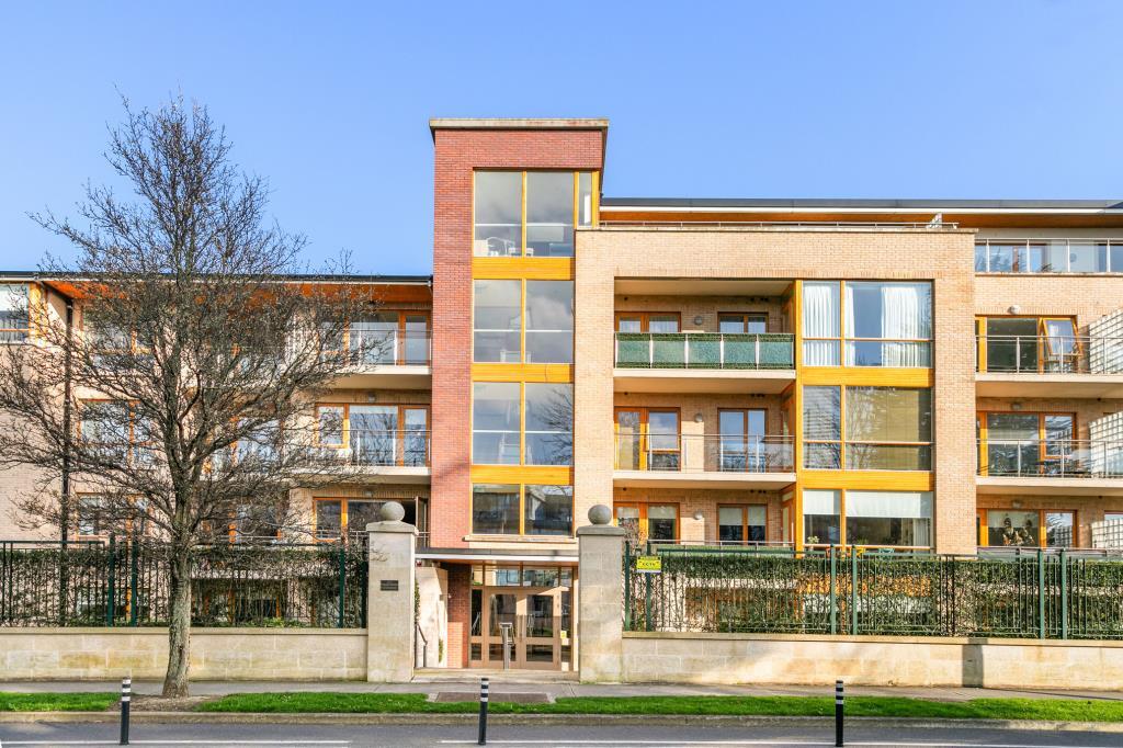 Main image of property: 385 The Oaks, Trimbleston, Goatstown, Dublin 14, D14WW69