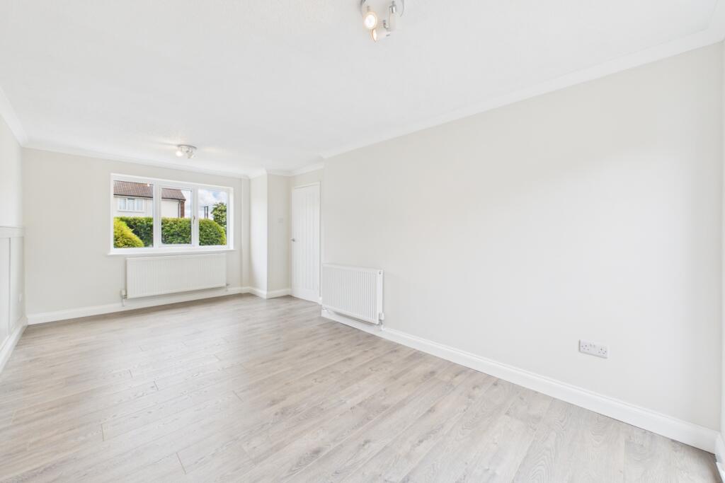 Arnold Avenue, Sheffield, South Yorkshire, S12 photo 4