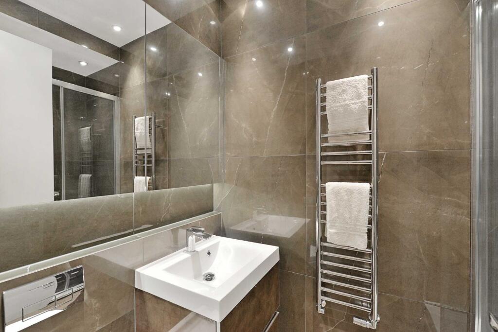3 bedroom apartment for rent