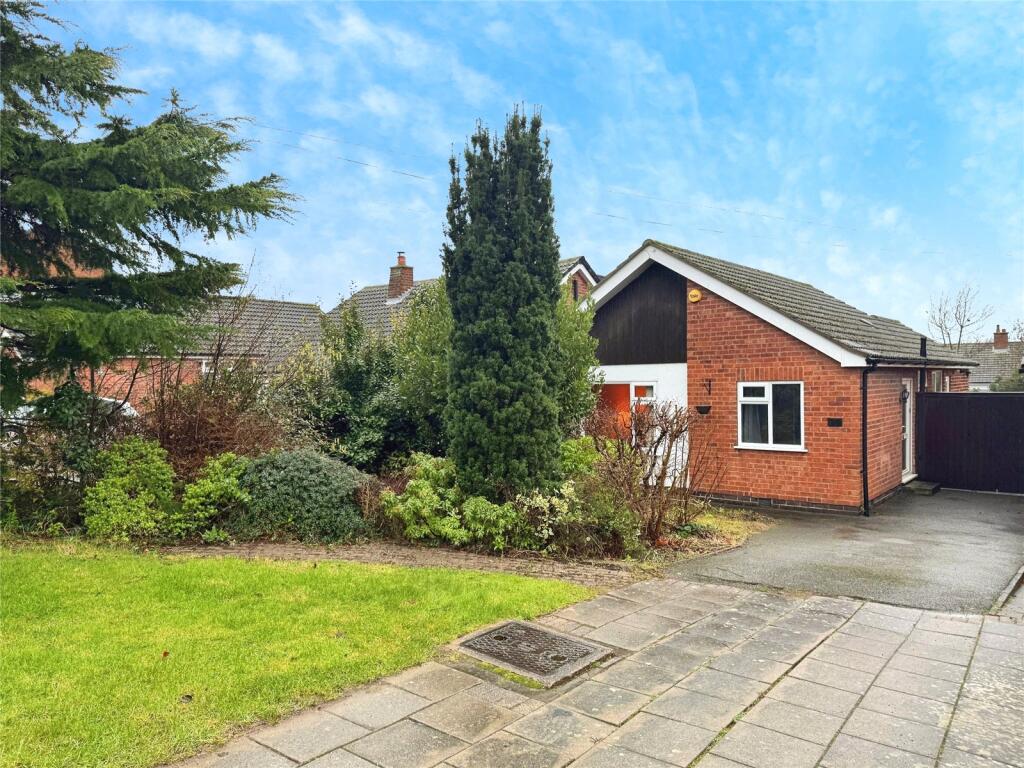 3-bed bungalow on Boxley Drive, West Bridgford, Nottingham, NG2, £290,000
