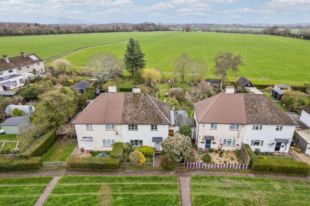 Main image of property: Nunfield, Chipperfield, Kings Langley, WD4