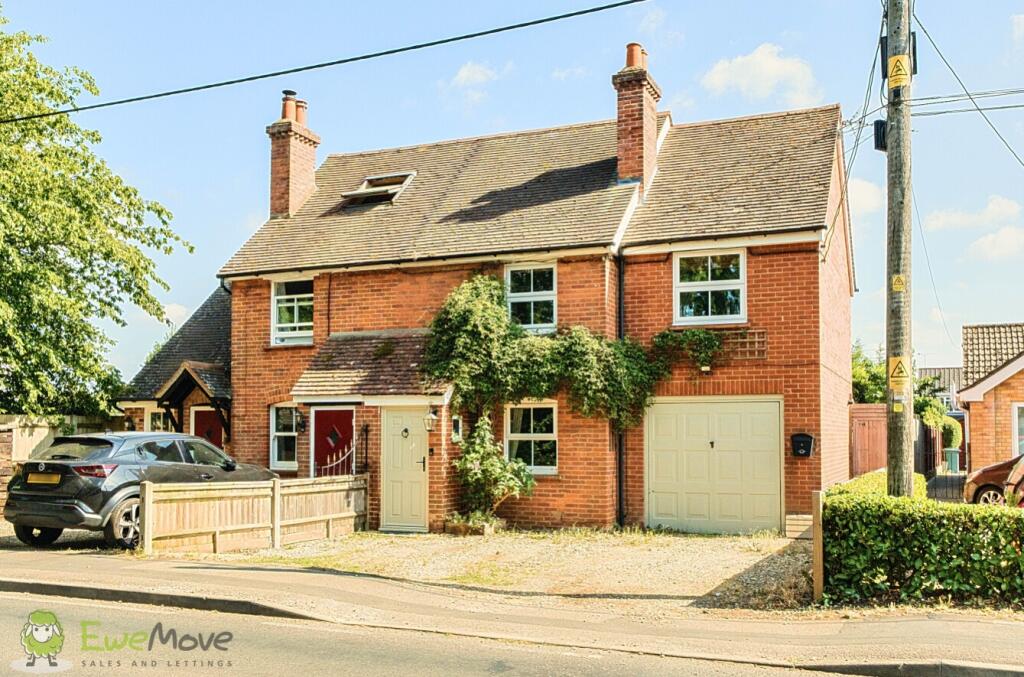 Main image of property: Silchester Road, Pamber Heath, Tadley, Hampshire, RG26