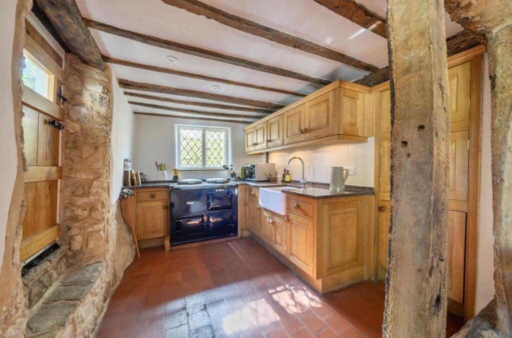 House in Cuddington, Buckinghamshire - More