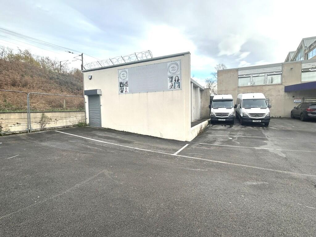 Main image of property: Balne Lane, Wakefield, West Yorkshire, WF2