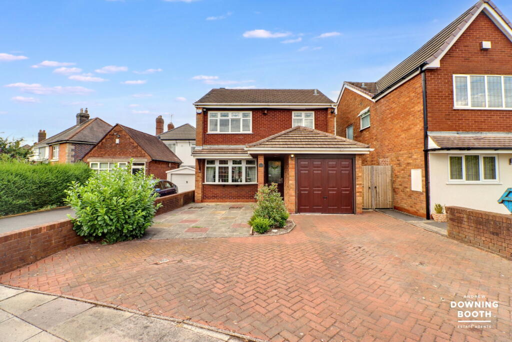 Main image of property: Coronation Road, Pelsall, WS4 1BQ - No Upward Chain