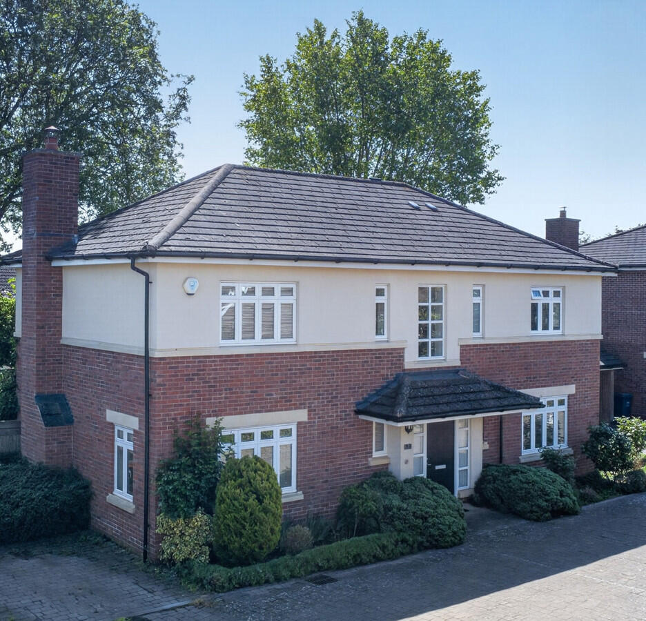 Main image of property: Temple Close Banbury Road Bloxham Banbury, Oxfordshire, OX15 4FW