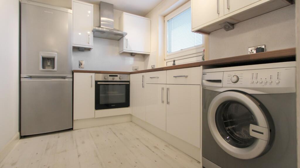 Apartment in Aberdeen, Aberdeenshire - View 3