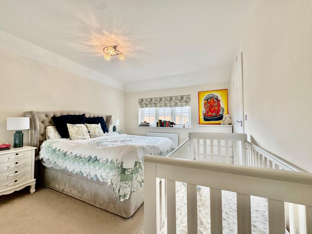 House in Luton - More