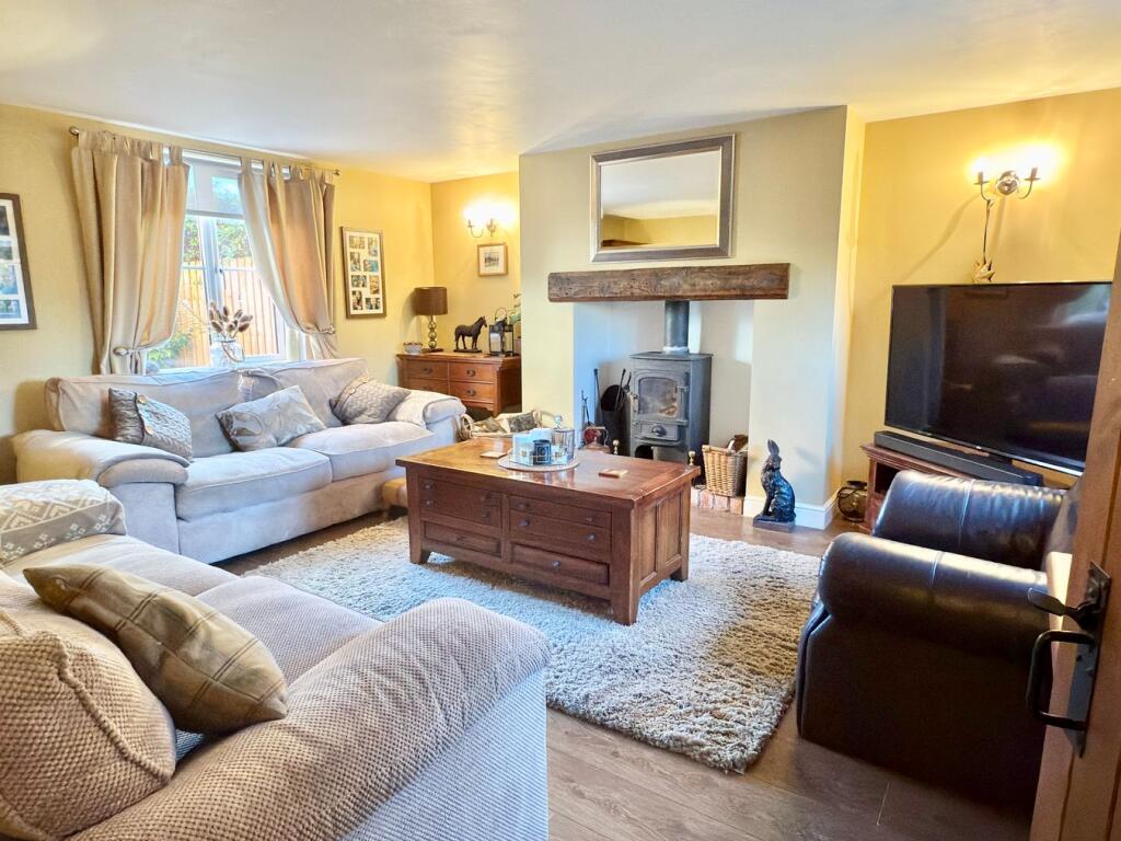 Twyning Green, Twyning, Tewkesbury, GL20 photo 3