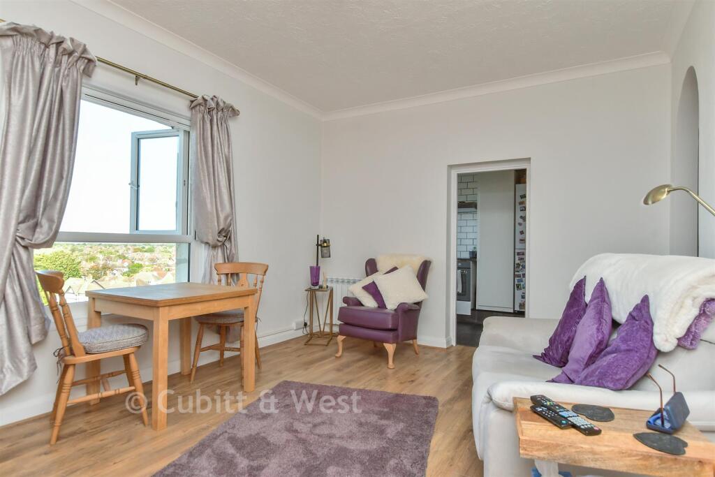 Apartment in Worthing, West Worthing
