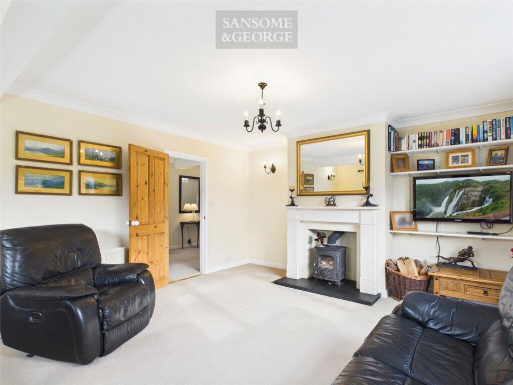 Church Road, Mortimer West End, RG7 - More