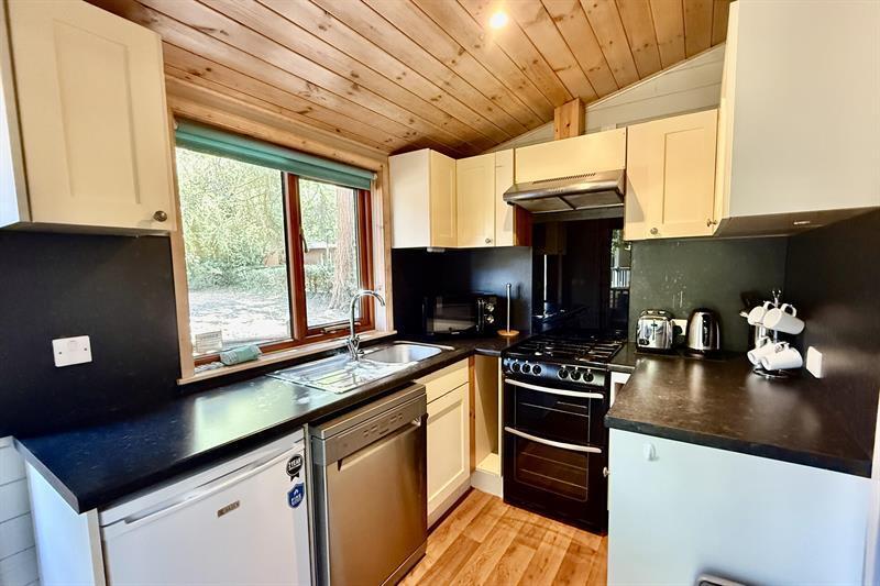 House in New Forest, Godshill - View 5