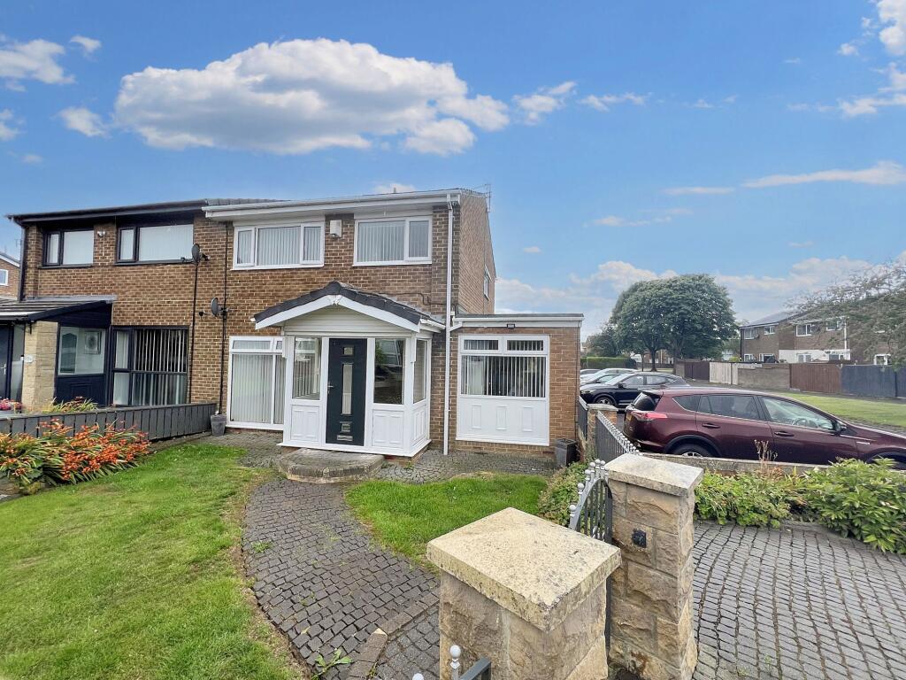 Main image of property: Glencoe, Killingworth, Newcastle upon Tyne, Tyne and Wear, NE12 6QB